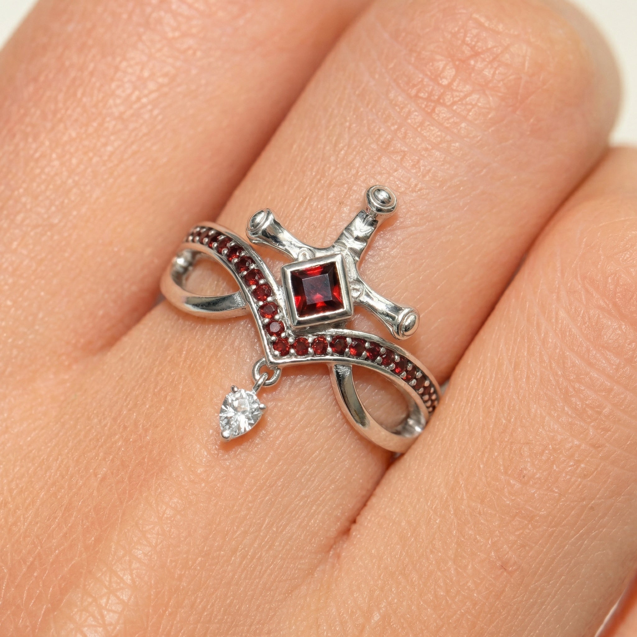 House Crest Ring – HiddenSpell
